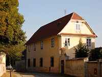 Kostel sv. Vclava - Huln (kostel) - Fara