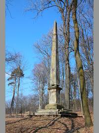 
                        Emprov egyptsk obelisk - Doln Ronka (architektonick zajmavost)