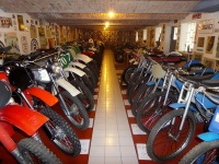 Muzeum motocykl a hraek - estajovice (muzeum) - 