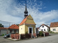 Kaple sv. Jana Nepomuckého - Mačkov (kaplička)