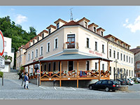 Hotel Poprad - Hlubok nad Vltavou (hotel, restaurace) - Budova hotelu