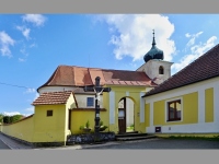 Kostel Sv. Petra a Pavla - Petrovice (kostel) - 