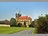 Kostel Nanebevzet Panny Marie - Grunta (kostel) - 