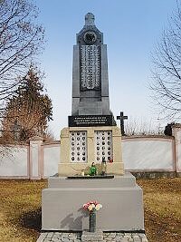
                        Památník obětem 1. světové války - Rajhrad (památník)