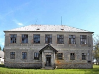 Obecn kola - Nov Valteice (historick budova) - 