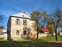 Obecn kola - Nov Valteice (historick budova) - 