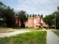 
                        ZUŠ Žerotín - Hodolany (historická budova)