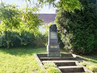 Pomník Obětem 2. světové války - Nové Sedlo (pomník)