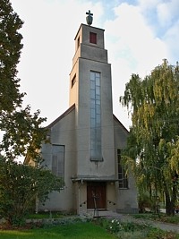 
                        Chrm Spasitele Crkve sl. husitsk - Hovorany (kostel)