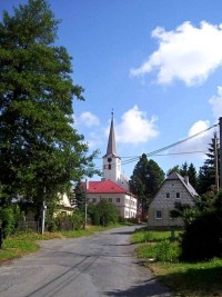 
                        Kostel sv. Petra a Pavla - Hranin Petrovice (kostel)