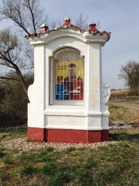 Kaplička sv. Ludmily - Dřísy (kaplička)