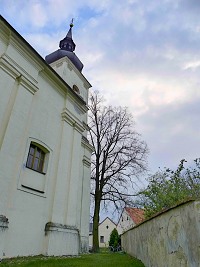 foto Kostel sv. Jana Ktitele - Lukov (kostel)