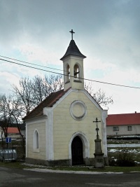 foto Kaplika Nejsvtj Trojice - kvoetice (kaple)