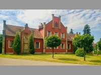 Kostel sv. Petra a sv. Pavla - Milovice u Hoic (kostel) - 