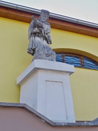 
                        Socha sv. Jana Nepomuckho - Mikulov (socha)