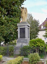 Pomník Obětem 1. a 2. světové války - Malešovice (pomník)