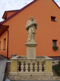 Socha sv. Jana Nepomuckho - Maleovice (socha)