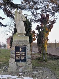 Pomnk Obtem 1. svtov vlky - Nov Syrovice (pomnk)