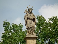 Socha sv. Jana Nepomuckého - Bouzov (socha)