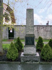 Pomník Obětem 1. a 2. světové války - Vestec (pomník) - 