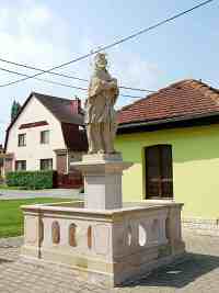 Lodnice (obec) - Socha sv. Jana Nepomuckho