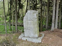 Pomník Gregorij Iljin Pimonovič - Mladý Smolivec (pomník)
