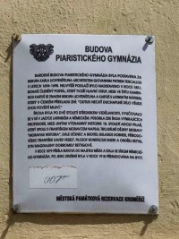 Piaristick gymnasium - Krom (budova) - 