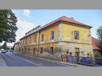 inovn dm Medov - Hemanv Mstec (budova) - 