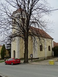 Nmiky (obec) - kostel 1