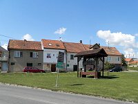 Rakvice (obec) - Vinn sklepy