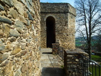 Hrad a zmek - Klenov (zcenina hradu) - 