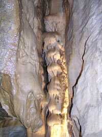 Jeskyně Na Pomezí (jeskyně)