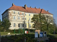 Zmek Drnholec (hrad, zmek) - Drnholec  zmek