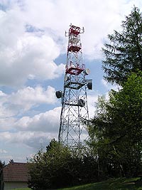 Lzek (rozhledna) - Telekomunikan stor
