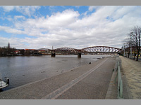 Vyehradsk eleznin most - Praha (most) - Most, pohled od Vyehradskho tunelu.