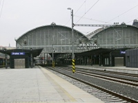 Praha hlavn ndra (eleznin stanice) - Ndran budova
