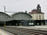 Praha hlavn ndra (eleznin stanice) - Ndran budova