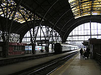 Praha hlavn ndra (eleznin stanice) - Nstupit ped rekonstrukc 2007