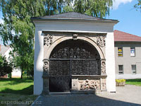 Hrobka Bukvk z Bukvky - Postelmov (hrobka) - 