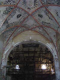 Kostel sv. Ji - Horn Slavkov (kostel) - Interir by si zaslouil opravu