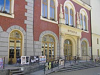 Divadlo - umperk (divadlo) - 