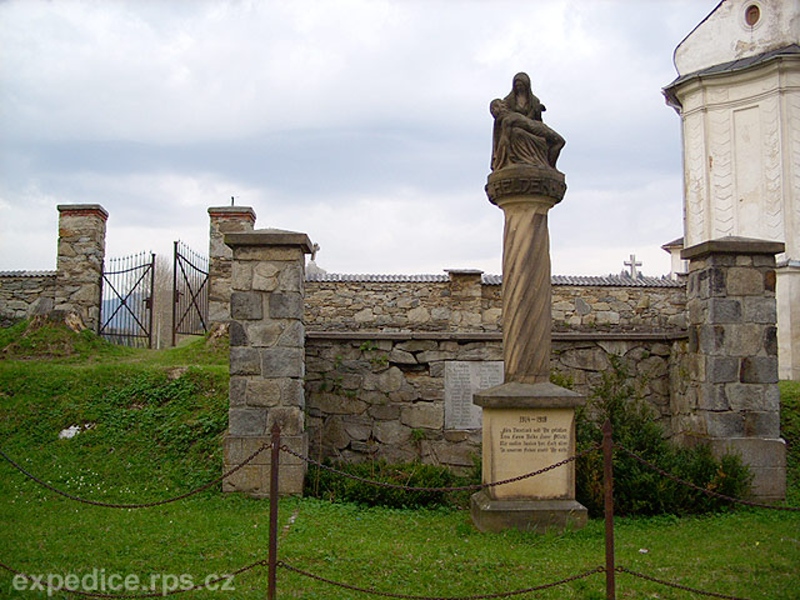 foto pomnk obtem sv. vlky - Pust ibidovice (pomnk)