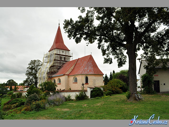 foto Kostel Narozen Panny Marie - Pluhv r (kostel)