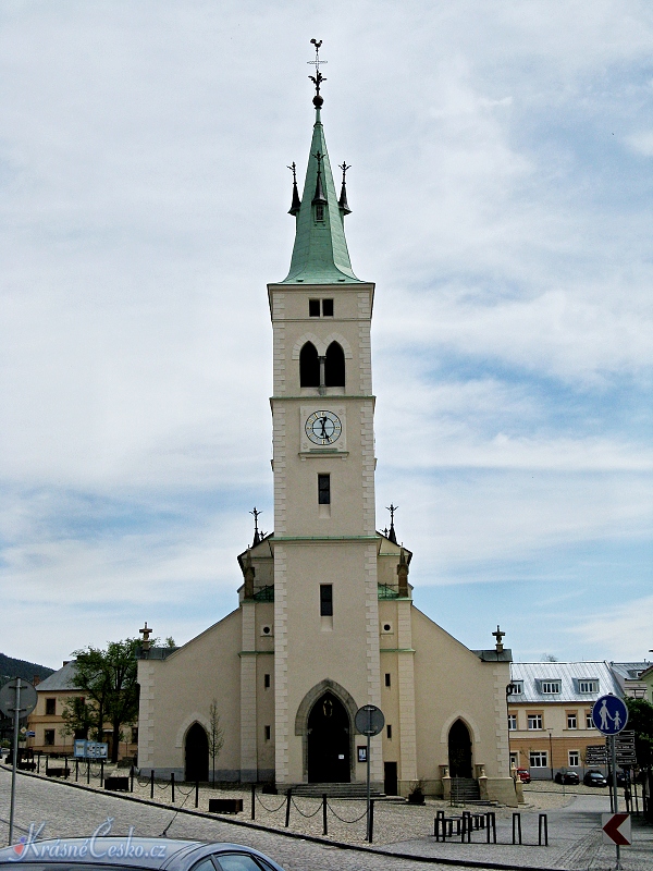 foto Arcidkansk kostel sv. Markty - Kapersk Hory (kostel)