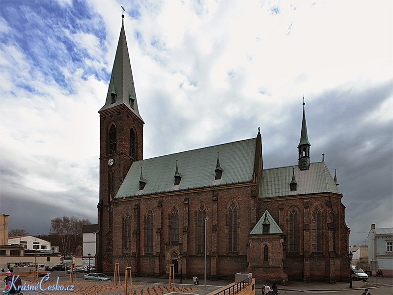 foto Kostel Nanebevzetí Panny Marie a sv. Václava - Kralupy nad Vltavou (kostel)
