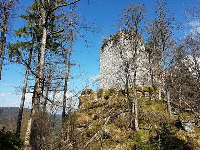 foto Kunvart (zcenina hradu)