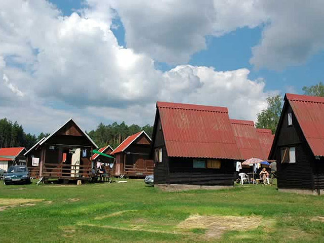 foto Autokemp - Chatová osada Lužany (kemp)