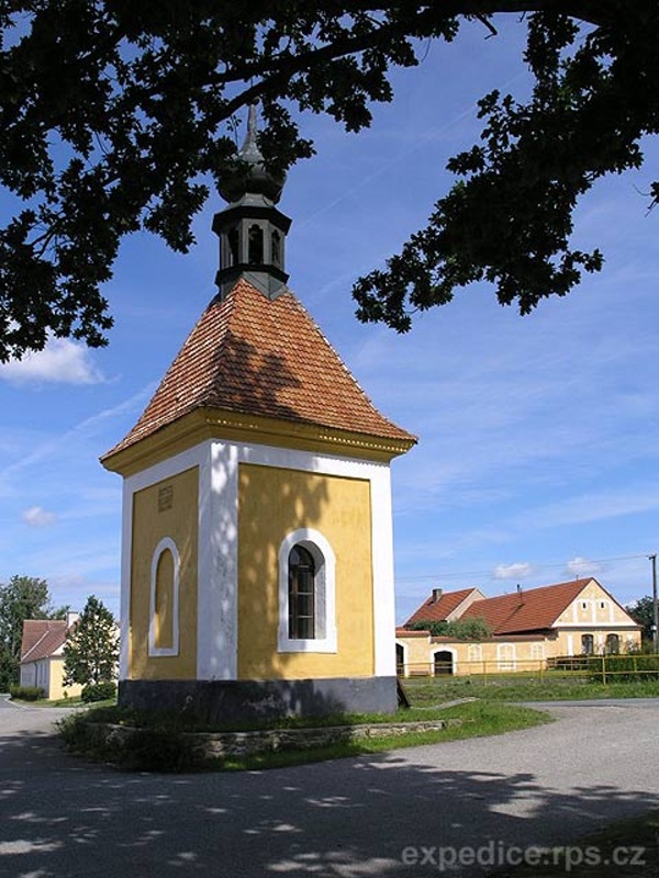 foto Kaplika sv. Jana Nepomuckho - Zlu (kaplika)