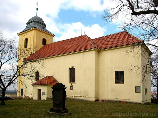 foto Kostel Nejsvtj Trojice - Dobichov (kostel)