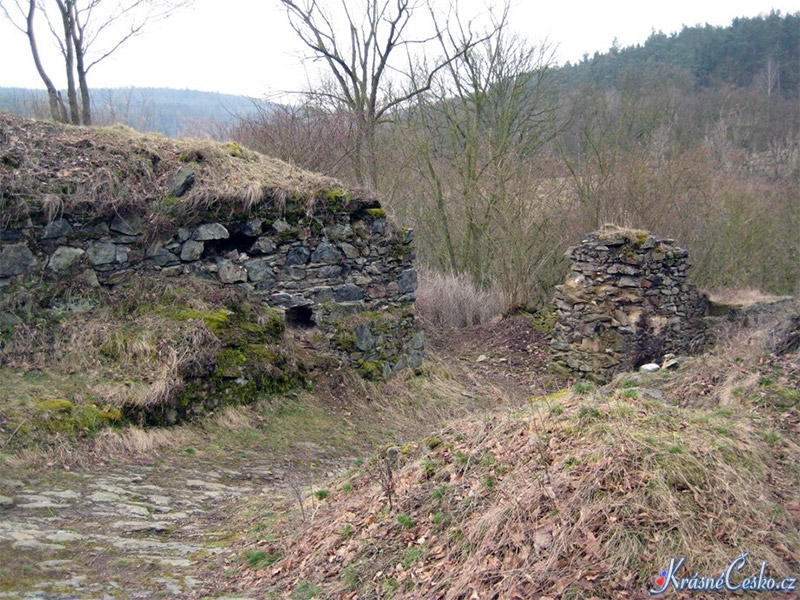 foto Vka (zcenina hradu)